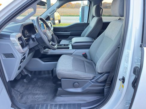 Used 2023 Ford F150 XLT w/ Max Trailer Tow Package image 18