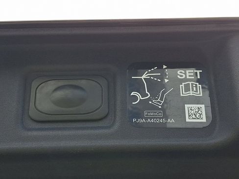 Certified 2024 Ford Mustang Mach-E GT image 28