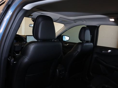 New 2025 Ford Escape SE w/ Class II Trailer Tow Package image 30