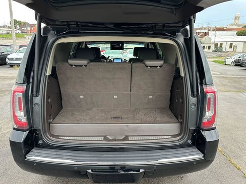 Used 2015 GMC Yukon Denali w/ Open Road Package AWD/4WD image 40