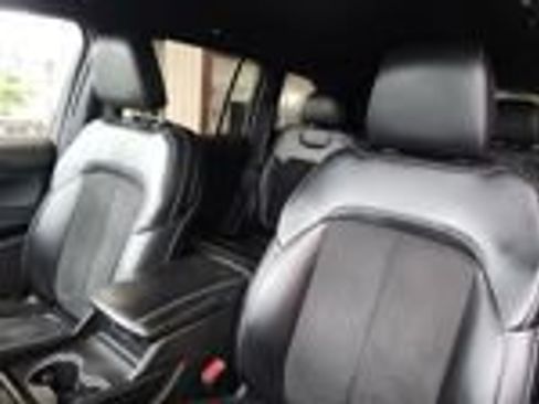 Used 2024 Jeep Grand Cherokee Altitude AWD/4WD image 14