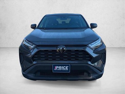 Used 2023 Toyota RAV4 LE AWD/4WD image 2