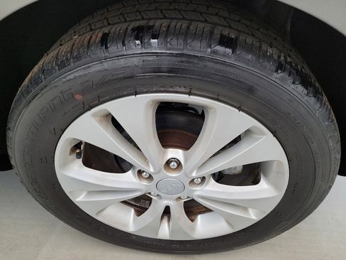 Used 2016 Kia Soul + FWD image 31