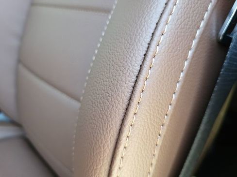 New 2025 Mercedes-Benz GLS 450 4MATIC image 15