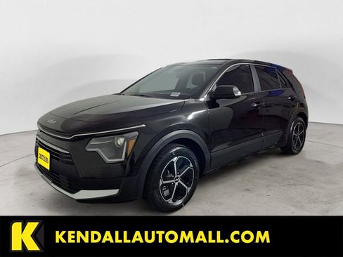 Used 2023 Kia Niro LX FWD image 1