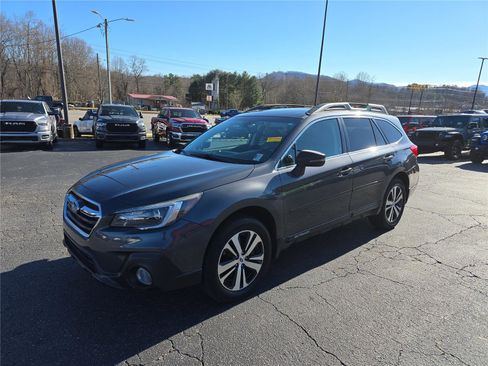Used 2018 Subaru Outback 3.6R Limited image 8