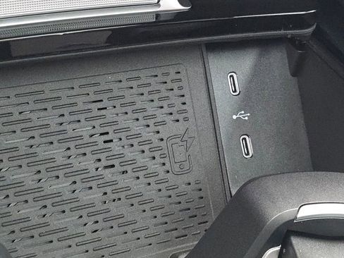 New 2026 Mercedes-Benz GLE 53 AMG 4MATIC Coupe image 31