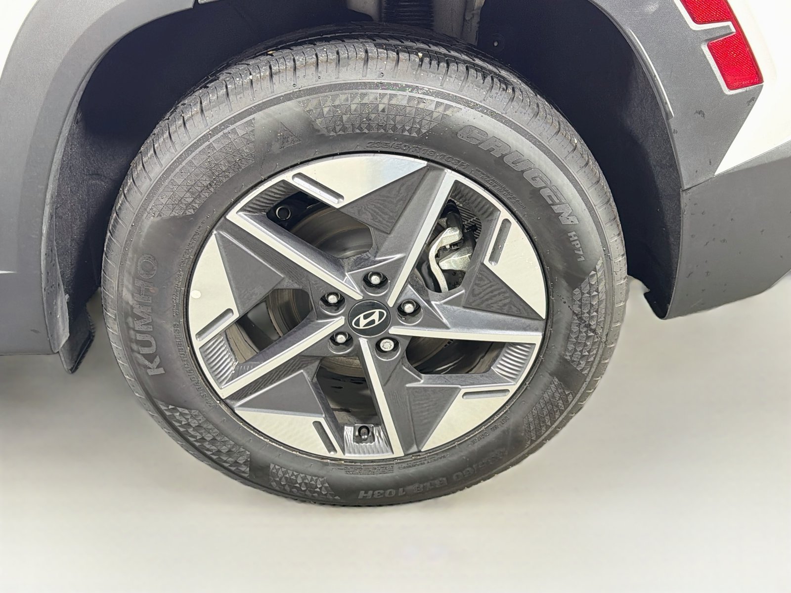 Used 2026 Hyundai Tucson SEL FWD image 32