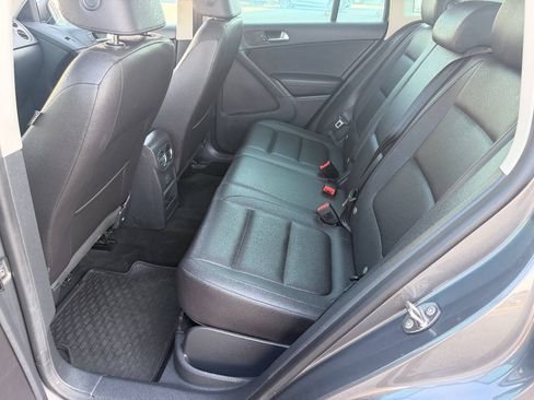 Used 2016 Volkswagen Tiguan SE FWD image 22