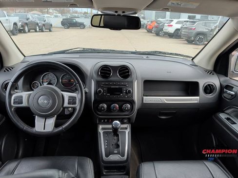 Used 2017 Jeep Compass High Altitude image 13