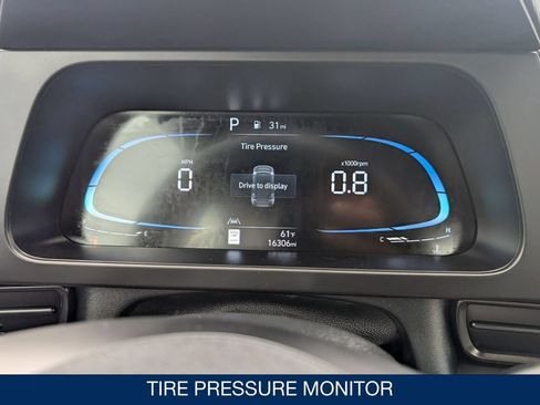 Certified 2025 Hyundai Elantra Sport FWD image 20