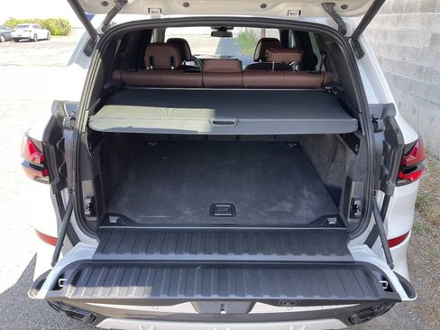 Used 2026 BMW X5 M60i AWD/4WD image 8