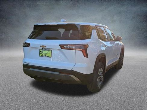 New 2026 Chevrolet Equinox LT image 4