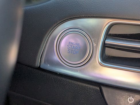 Used 2023 Hyundai Palisade Calligraphy image 22