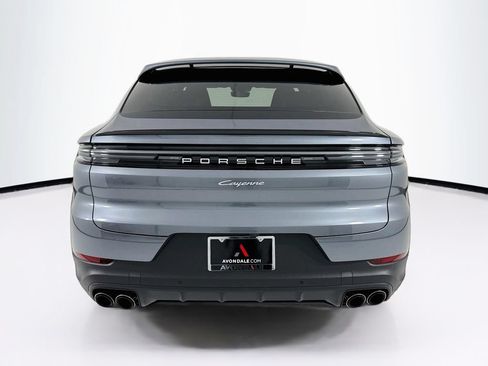 New 2026 Porsche Cayenne Coupe AWD/4WD image 10