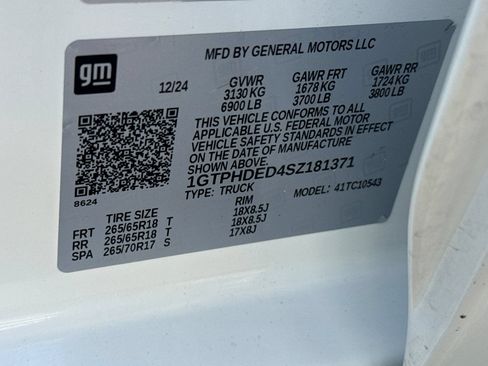 Used 2025 GMC Sierra 1500 SLT RWD image 41