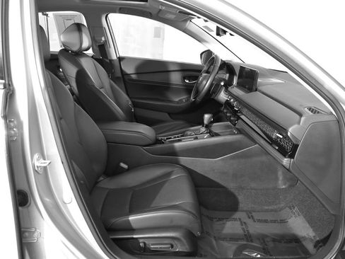 Used 2023 Honda Accord EX-L image 25