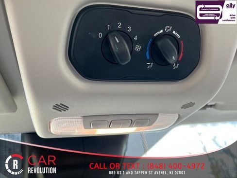 Used 2019 Ford Transit 350 XLT image 33