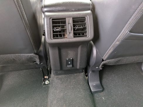 Used 2020 Mitsubishi Outlander SE FWD image 44