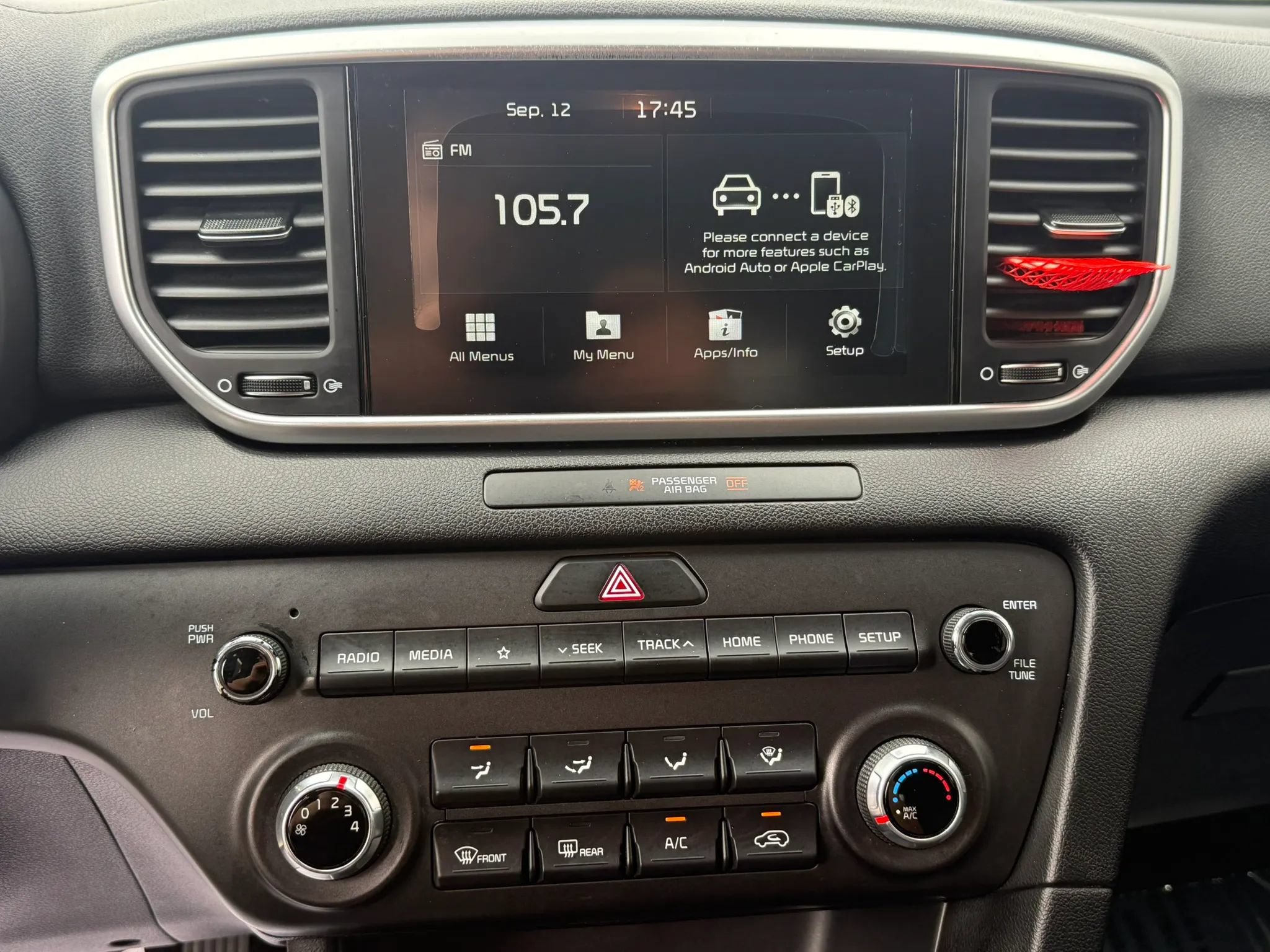 Used 2021 Kia Sportage LX AWD/4WD image 17