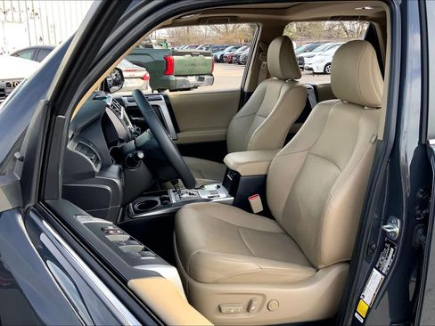 Used 2024 Toyota 4Runner Limited image 7