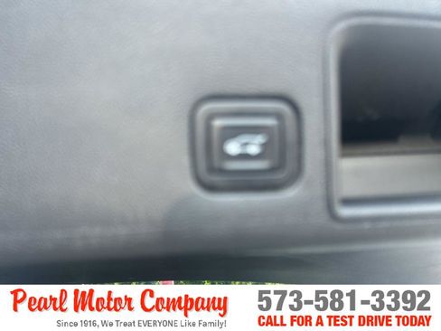 Used 2022 GMC Terrain SLE w/ Driver Convenience Package AWD/4WD image 23