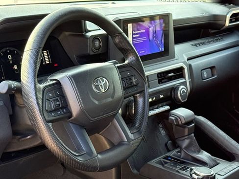 Used 2026 Toyota Tacoma SR AWD/4WD image 17