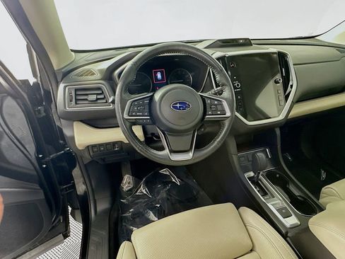 Used 2023 Subaru Ascent Limited AWD/4WD image 16