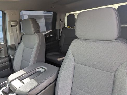 Used 2024 Chevrolet Silverado 1500 LT image 14
