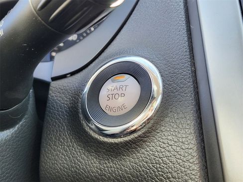 Used 2017 Nissan Altima 2.5 SR image 21