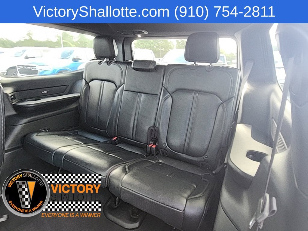 Certified 2024 Jeep Wagoneer Series II AWD/4WD image 21