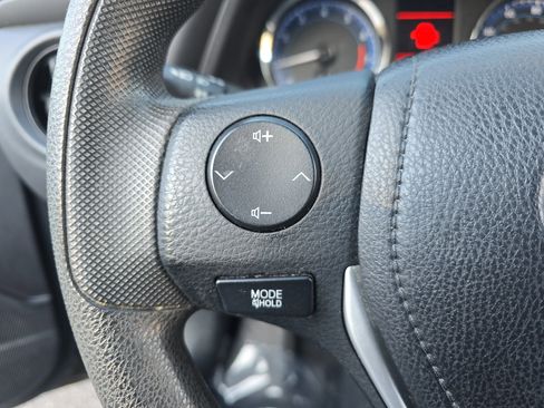 Used 2019 Toyota Corolla LE image 17