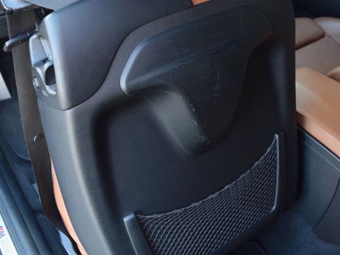 Used 2012 BMW 335i Convertible image 38