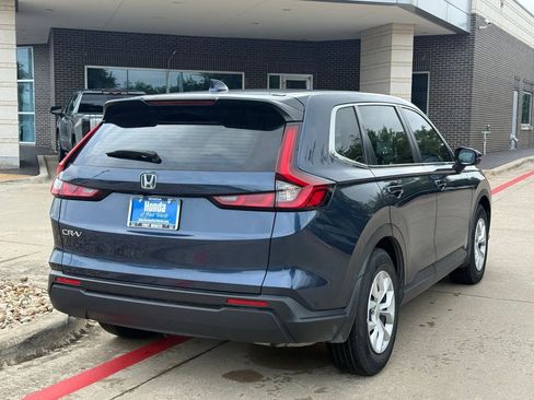 Used 2024 Honda CR-V LX image 6