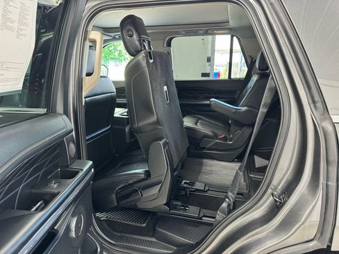 Used 2019 Ford Expedition Platinum AWD/4WD image 26