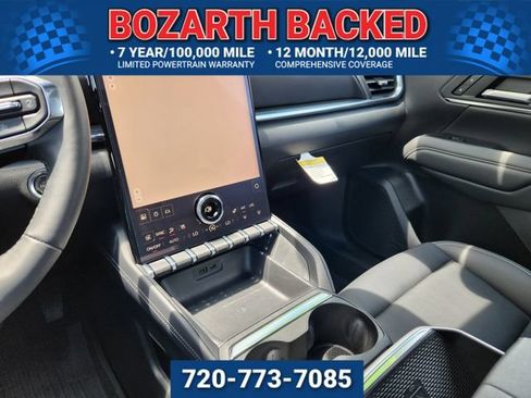 Used 2025 GMC Terrain Elevation w/ Elevation Premium Package AWD/4WD image 17