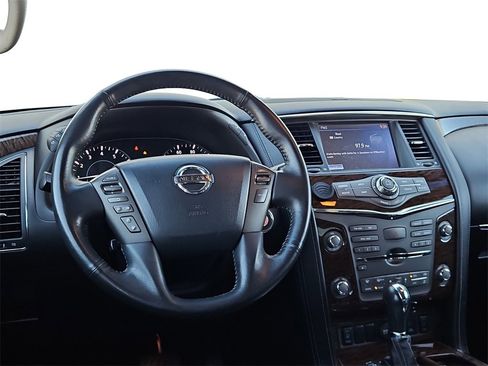 Used 2017 Nissan Armada SL image 17