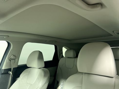 New 2026 Kia Sorento S w/ S Panoramic Sunroof Package image 18