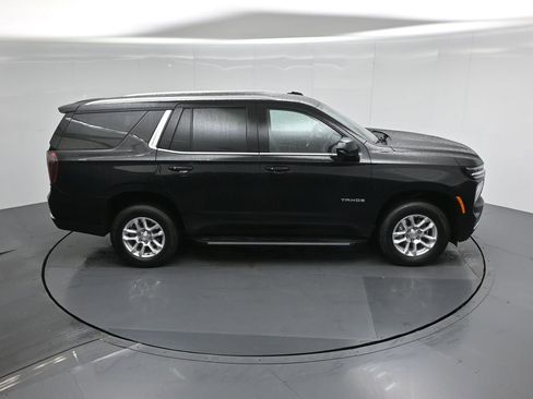 Used 2025 Chevrolet Tahoe LT image 40