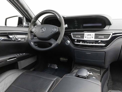 Used 2012 Mercedes-Benz S 63 AMG image 12