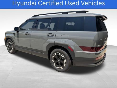Used 2026 Hyundai Santa Fe SEL FWD image 3