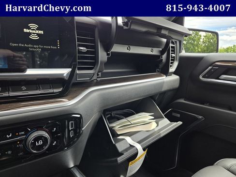 Certified 2026 Chevrolet Silverado 1500 LT Trail Boss w/ LT Trail Boss Premium Package AWD/4WD image 13