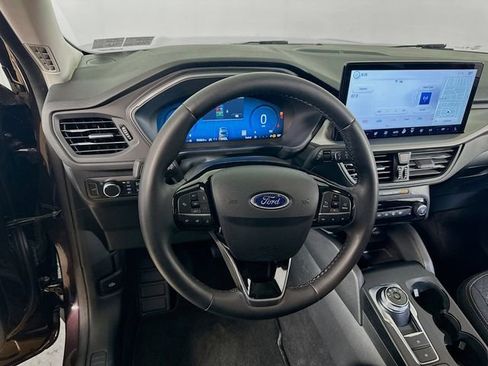 Certified 2023 Ford Escape Active w/ Tech Pack #2 image 19