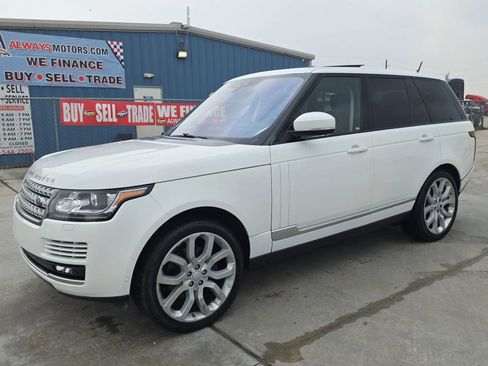 Used 2017 Land Rover Range Rover HSE AWD/4WD image 2