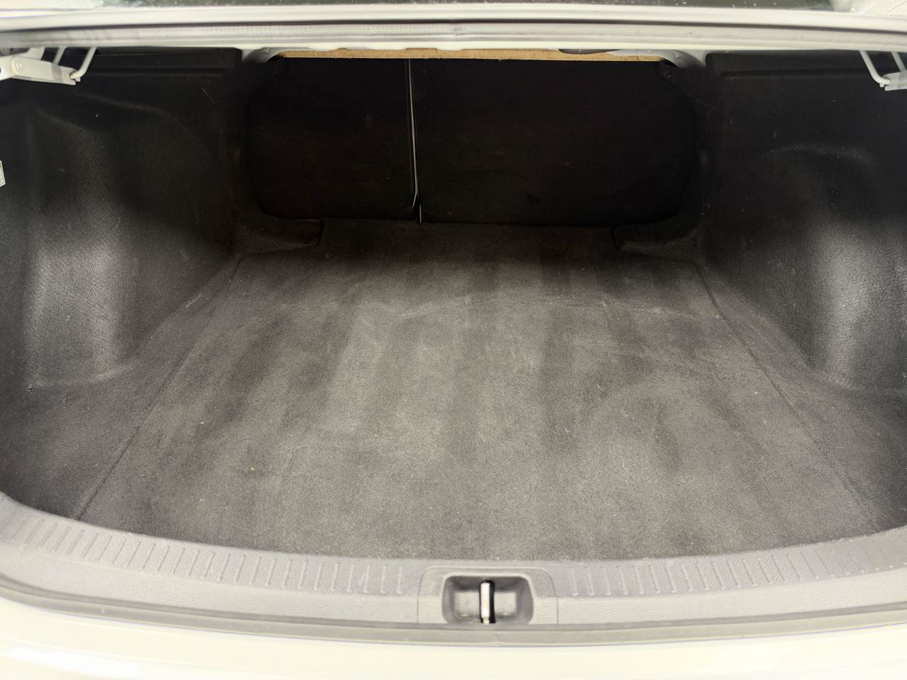 Used 2022 Toyota Corolla LE FWD image 35
