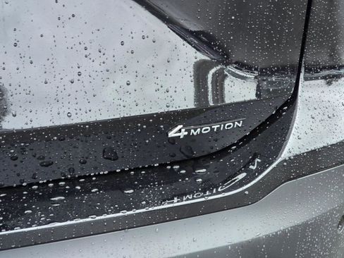 New 2026 Volkswagen Tiguan SE AWD/4WD image 14