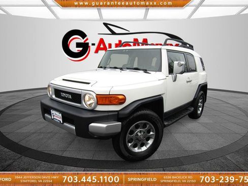 Used 2011 Toyota FJ Cruiser 4WD image 1