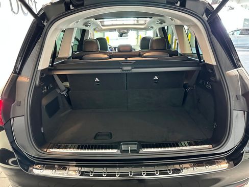New 2026 Mercedes-Benz GLS 450 4MATIC image 16