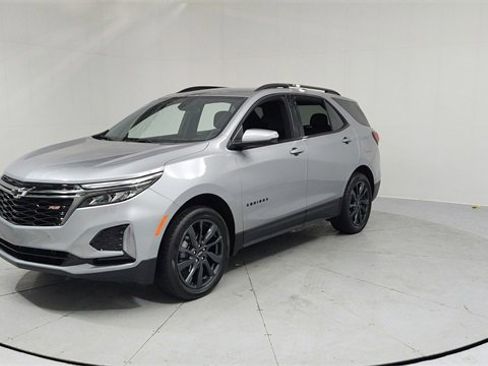 Used 2023 Chevrolet Equinox RS image 1