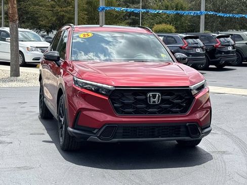 Used 2025 Honda CR-V Sport image 3